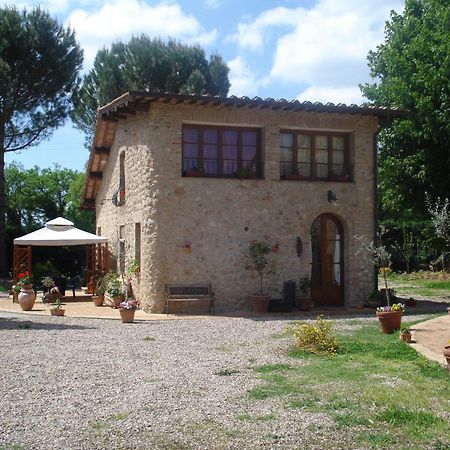 Gasthaus Casale Il Colombaio Di Toiano Valli Exterior foto