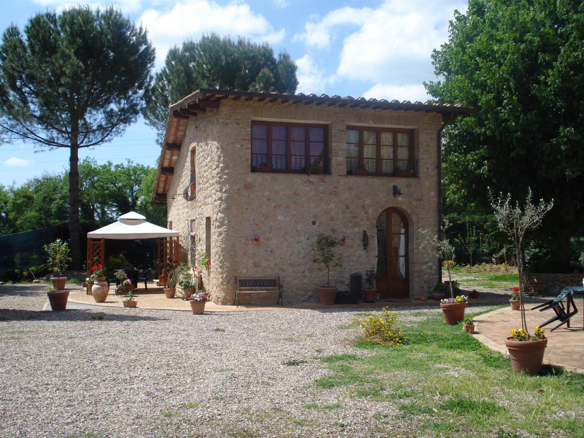 Gasthaus Casale Il Colombaio Di Toiano Valli Exterior foto