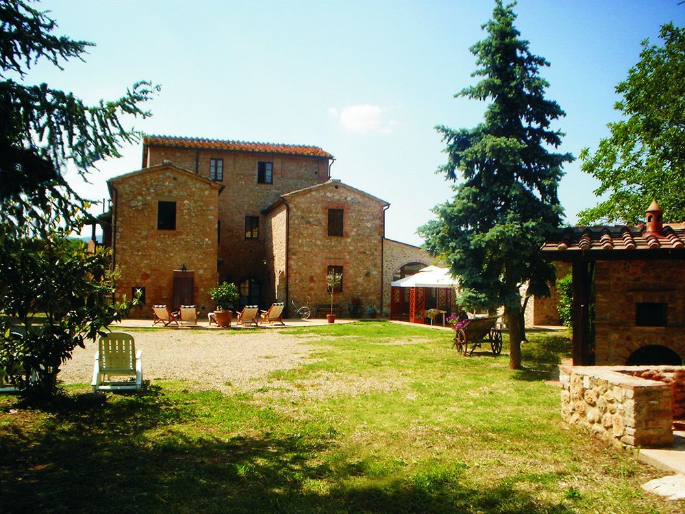Gasthaus Casale Il Colombaio Di Toiano Valli Exterior foto